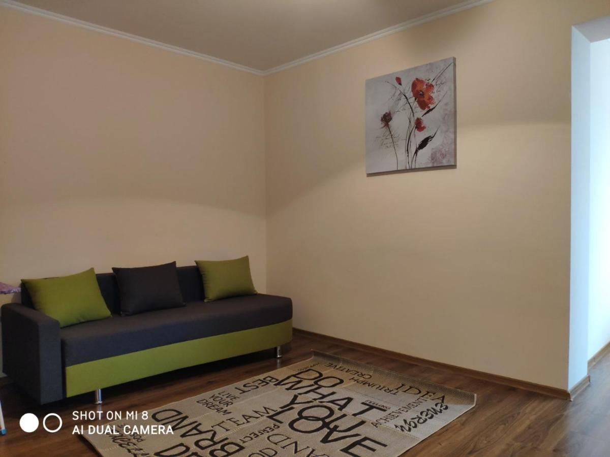 Apartments Domovik Мостова 5 Кв 37 Mukatschewo Exterior foto
